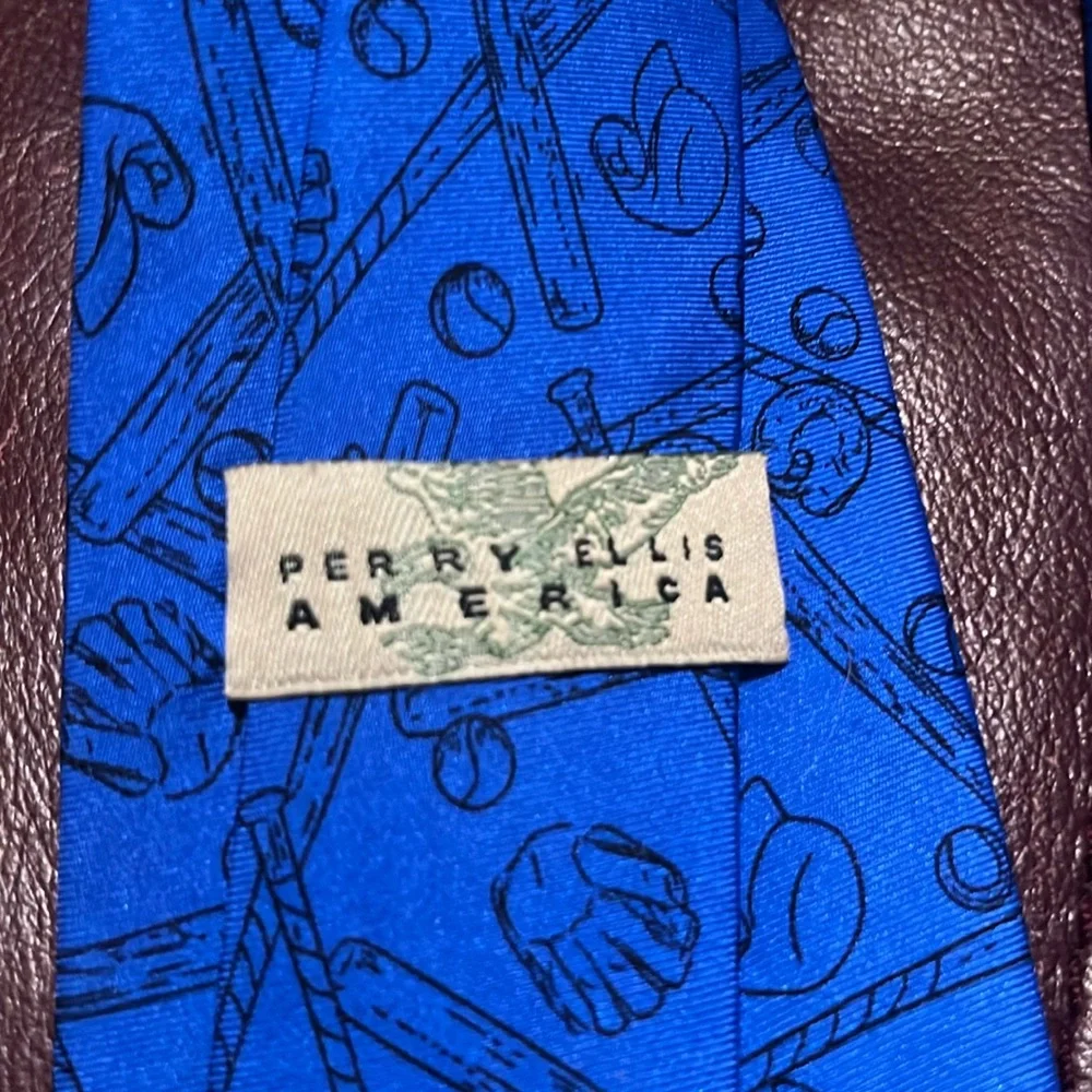 Perry Ellis Tie 100% Silk Boys Baseball‎ Sports 50” Blue